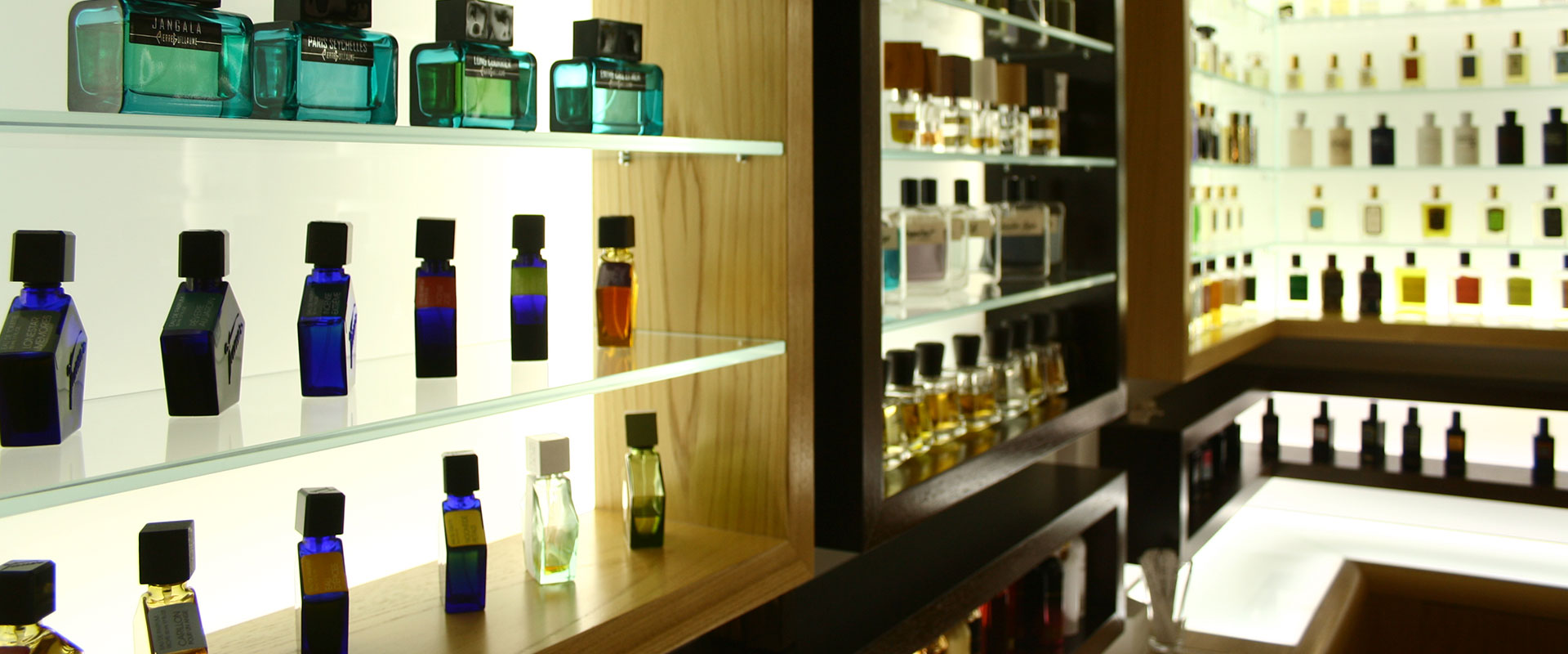 Cata-de-perfumes-exclusivos-Madrid-Experience - Madrid Experience - (00 34) 915 417 099 - info@madrid-experience.com
