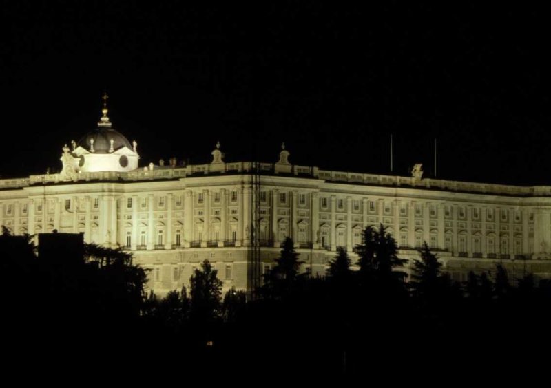ultra luxury experiences Madrid Old Madrid Private Tour and the Royal Palace. Luxury experiences in Madrid by Madrid Experience