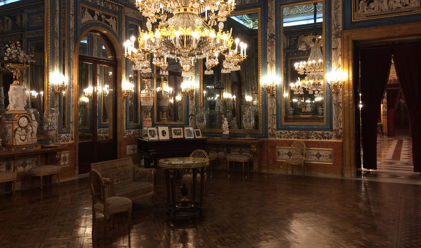 VIP visit to Madrid, luxury experiencies - Madrid Experience - (00 34) 915 417 099 - info@madrid-experience.com