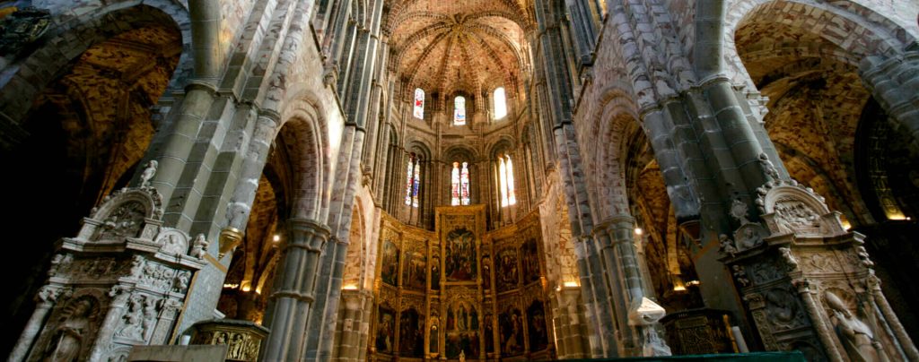 Los misterios de Ávila: un viaje espiritual en España
